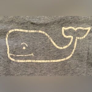 Vineyard Vines Gray Tee with Cream Whale